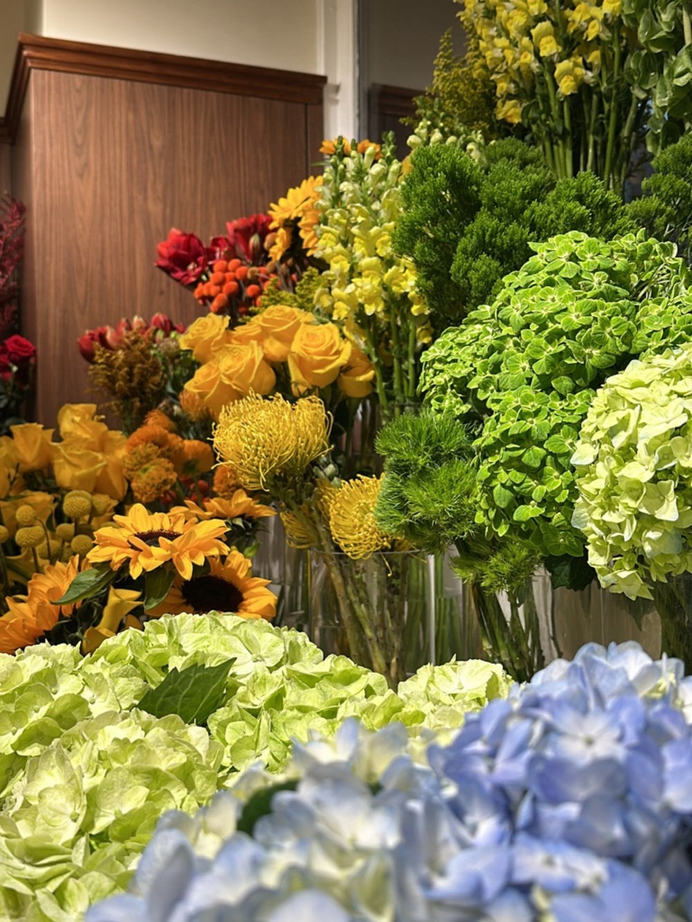 Meet your Posher, Mina